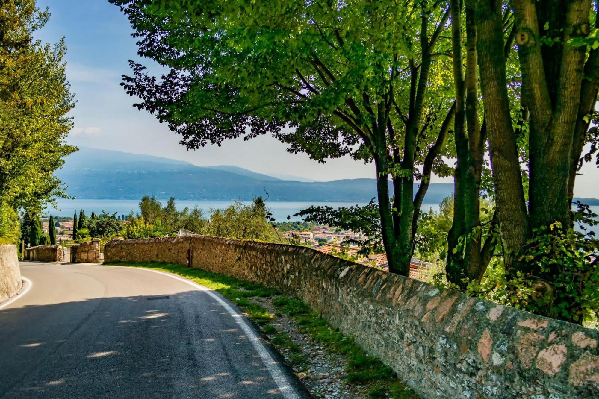 Angela -Terrace & Beautiful View Lake - Happy Rentals Toscolano Maderno Exterior photo